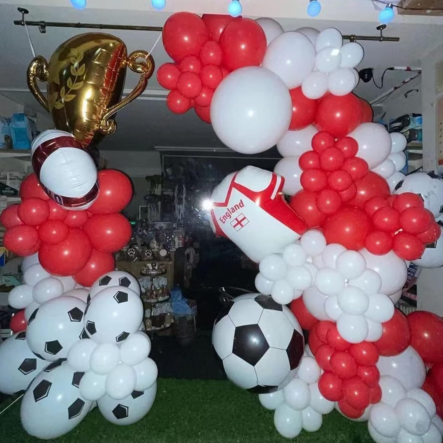 100個の赤と白のバルーンガーランドアーチキット ブライダル - Balloon Arch Kit のレビューと価格